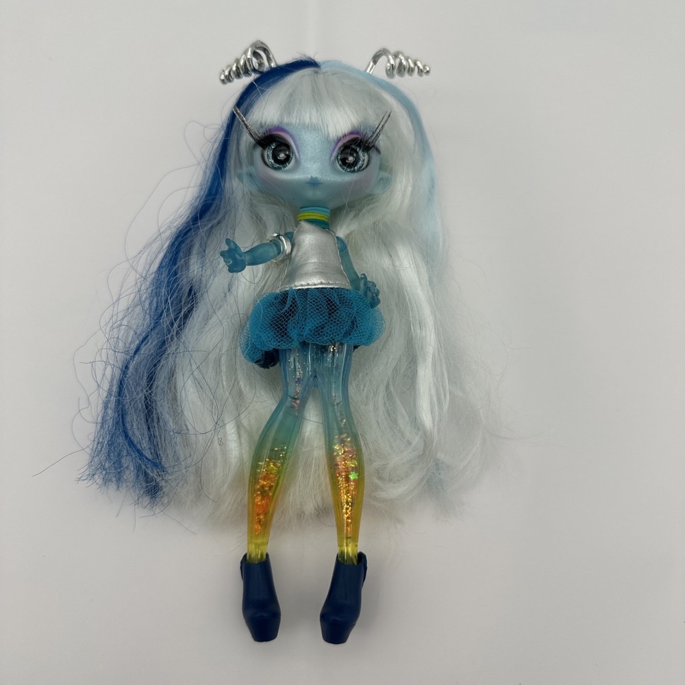 MGA Novi Stars Una Verse Doll 2012 Rare Alien Glitter Liquid Legs